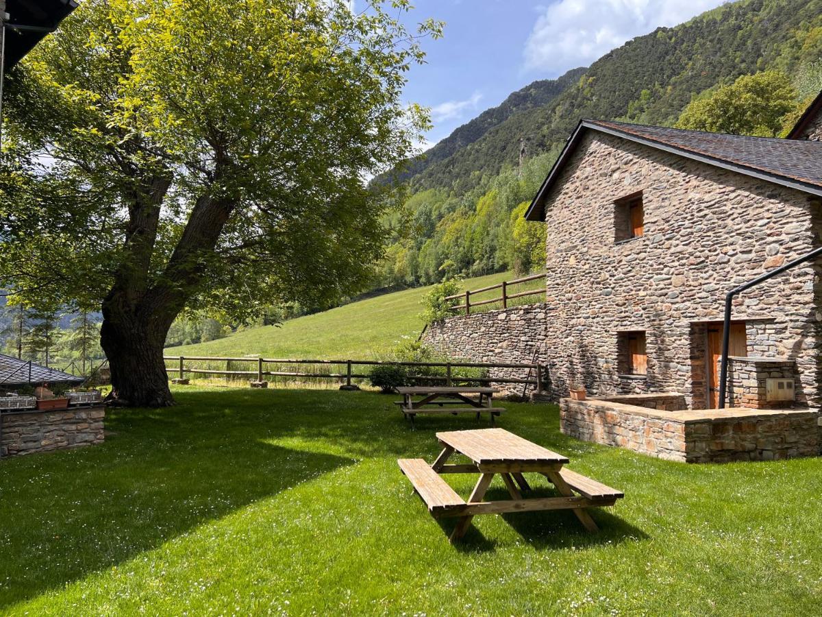 Apartament De La Vall Ferrera - L'Amfitriona Areu Kültér fotó