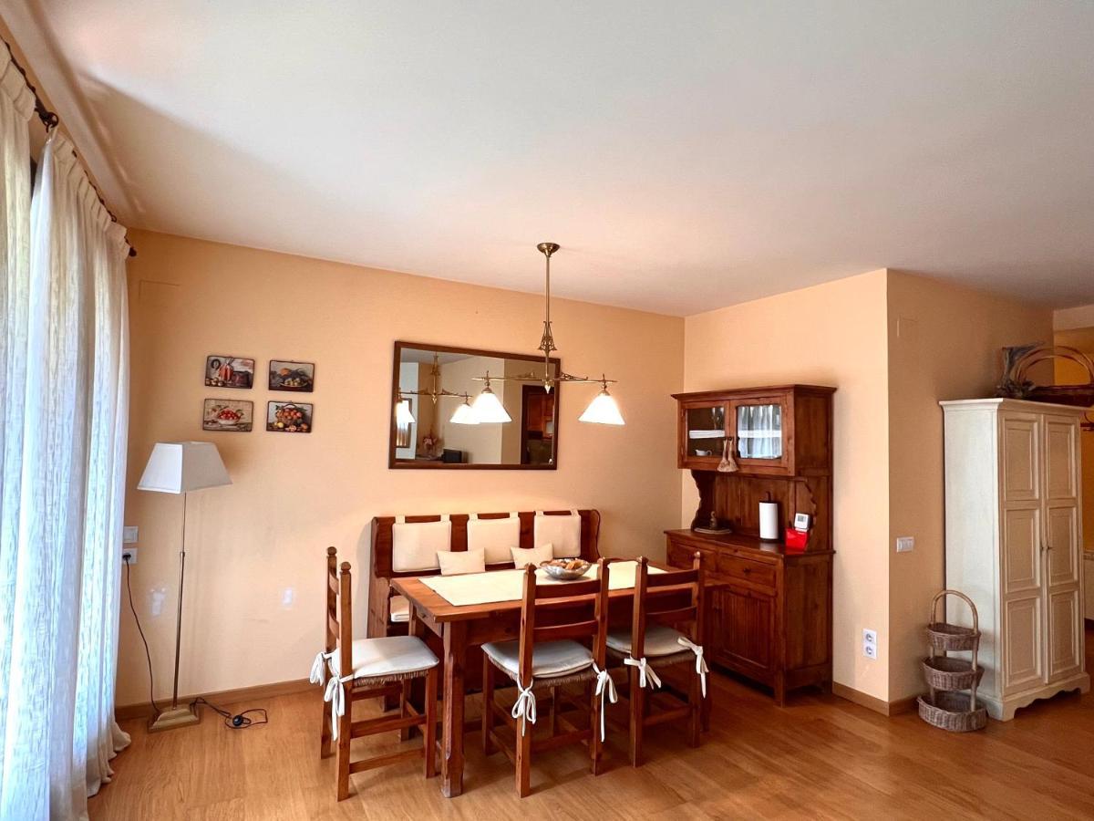 Apartament De La Vall Ferrera - L'Amfitriona Areu Kültér fotó
